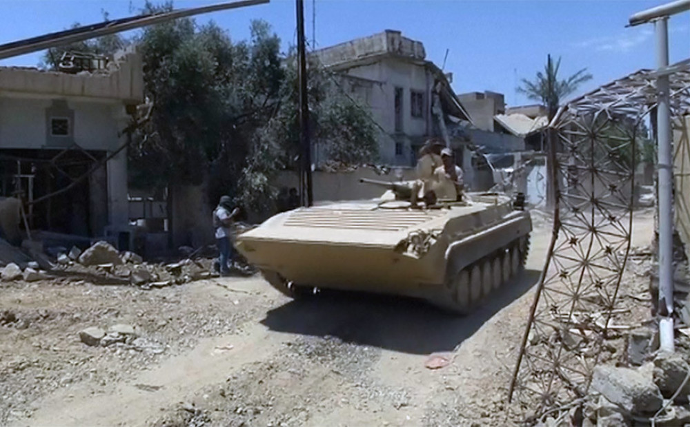 Irākas armija turpina iespiesties Mosulas vecpilsētā