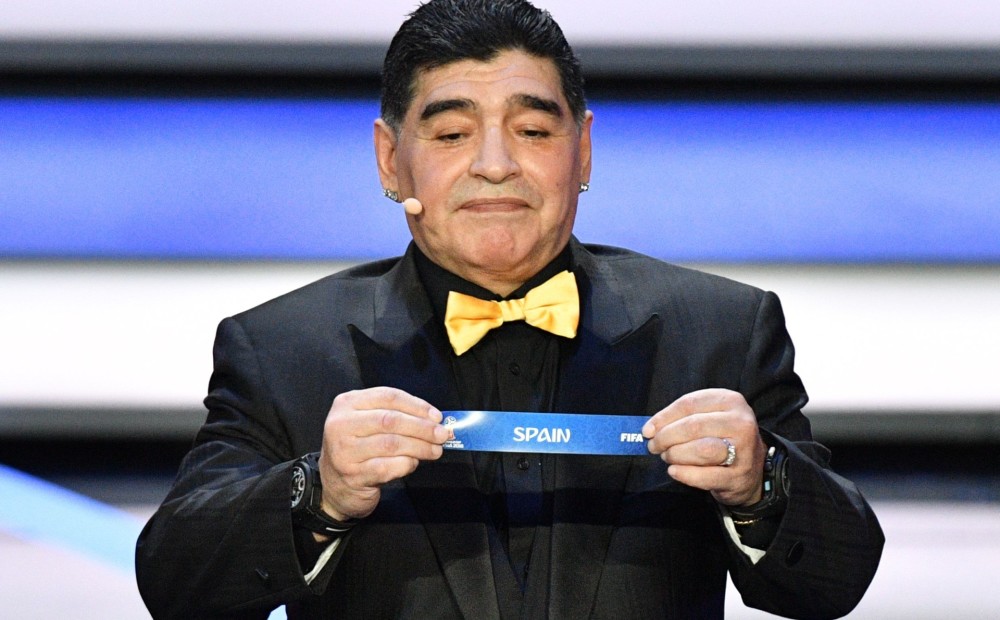 Notikusi futbola Pasaules kausa izloze: Maradona ielozē Eiropas čempioni Portugāli vienā grupā ar Spāniju