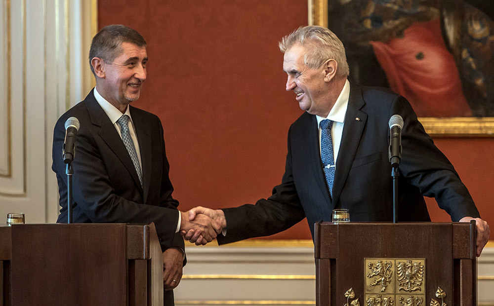 Čehijā darbību sākusi miljardiera Andreja Babiša vadītā mazākuma valdība