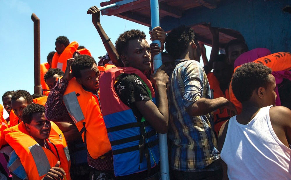 No Lībijas uz Eiropu nākamgad plānots civilizēti pārvest 10 000 bēgļu