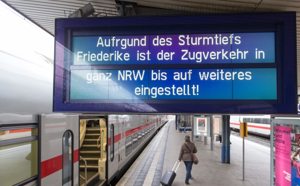 Vācijā atcelti pilnīgi visi tālsatiksmes vilcienu reisi