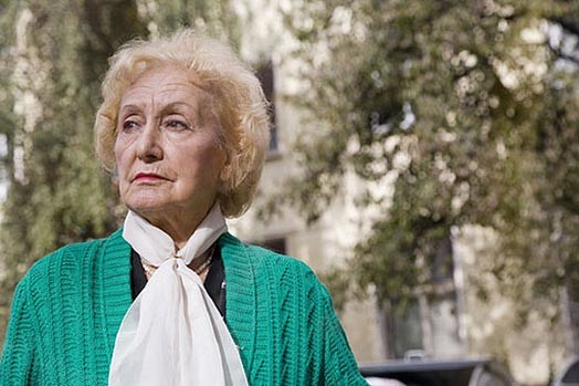 Mana mamma ir laimīga... dzīvojot pansionātā. Kauns un negods? Jauns.lv