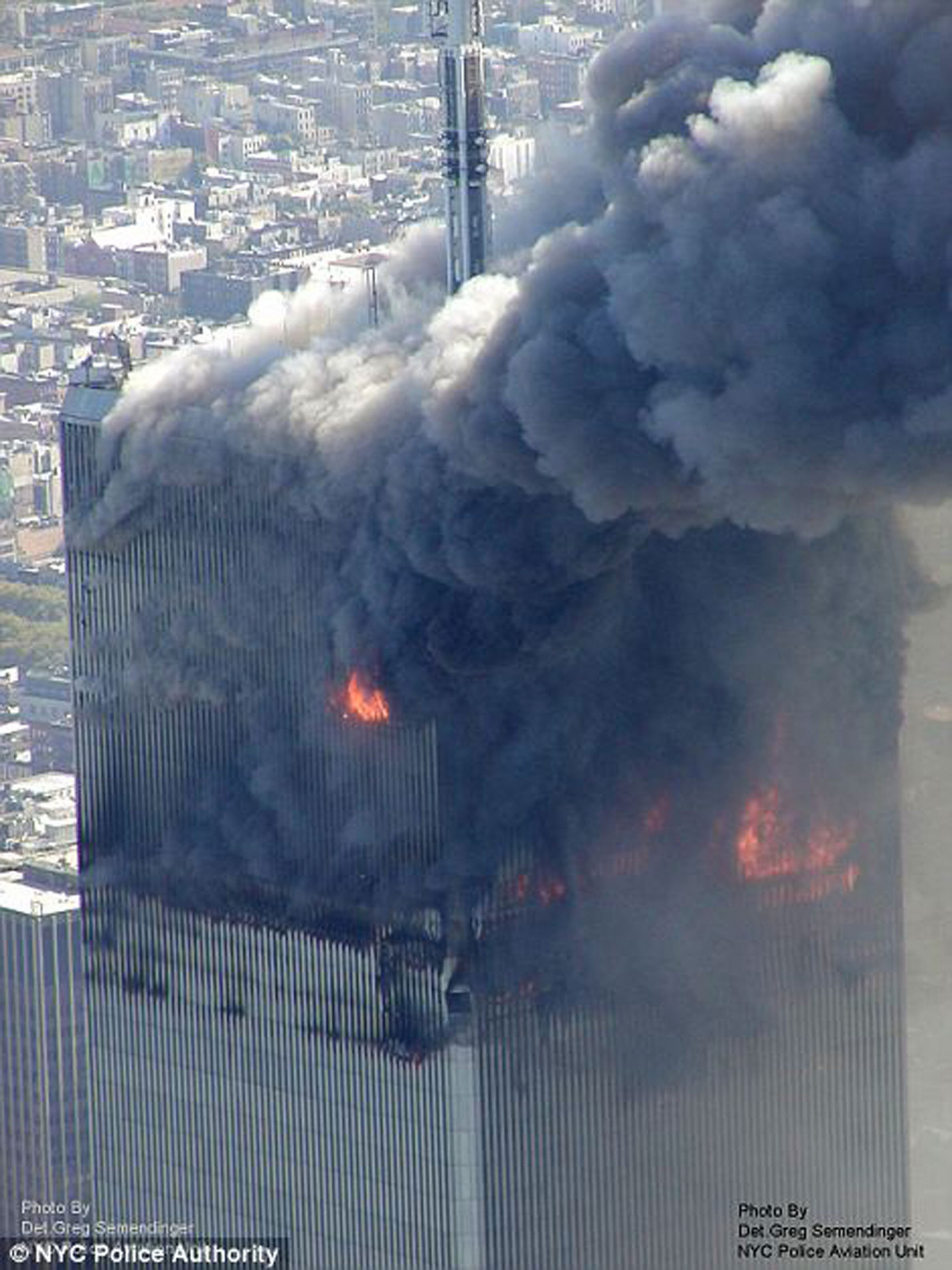 Теракт башен близнецов 11 сентября 2001. ВТЦ Нью-Йорк 2001. Башни ВТЦ 11 сентября 2001.