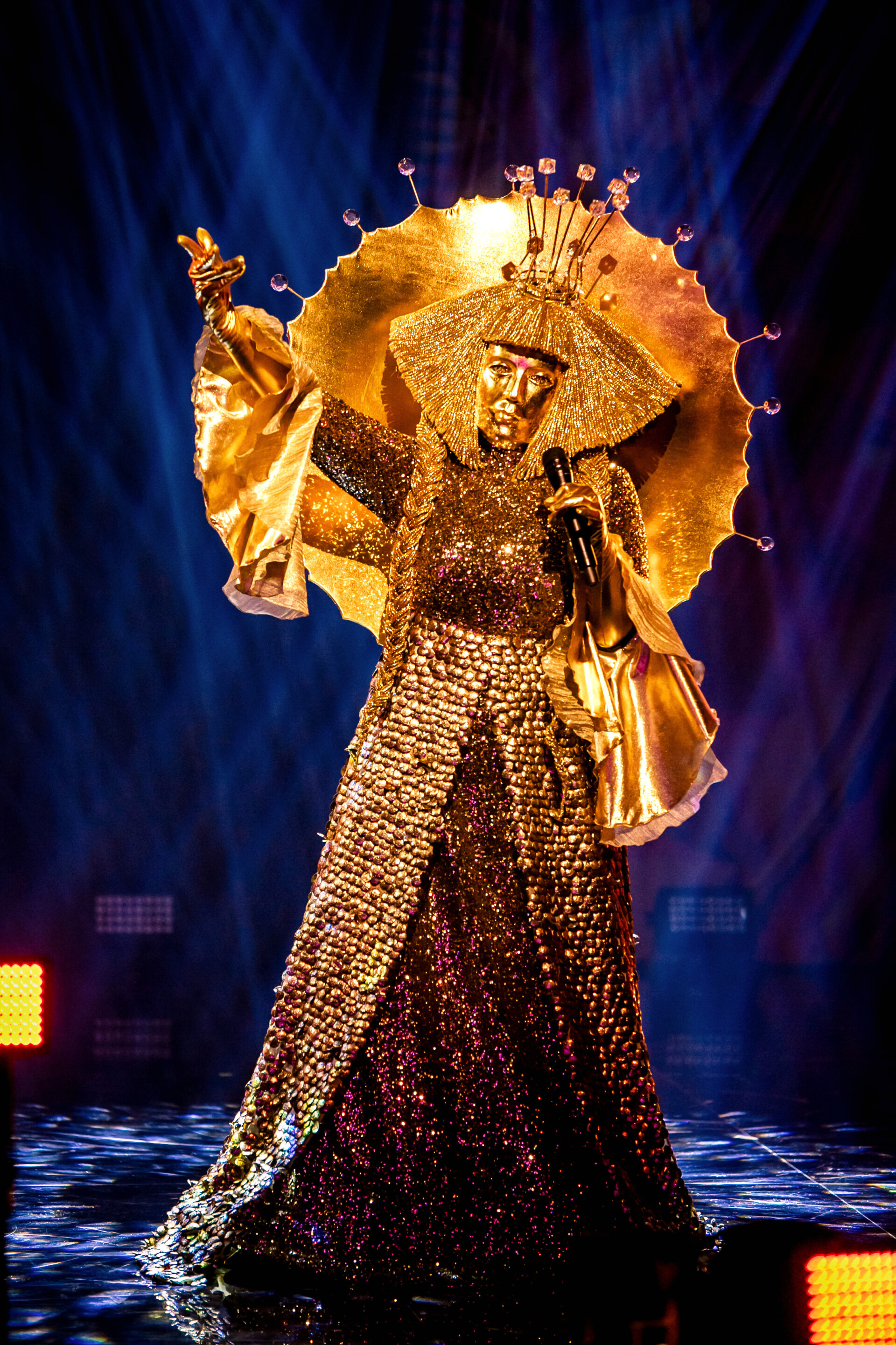 Iepazīsties - krāšņā TV šova 