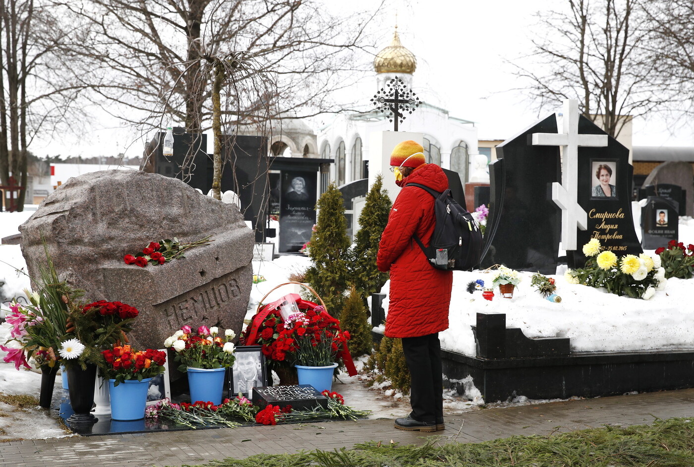 Троекуровское кладбище могила Немцова