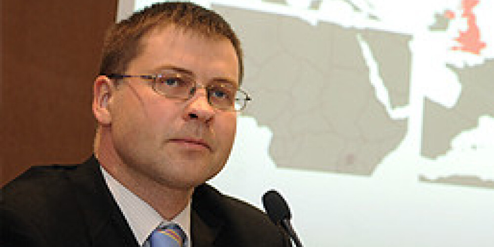 Dombrovskis: Talonu ieviešana — slēptā lata devalvācija