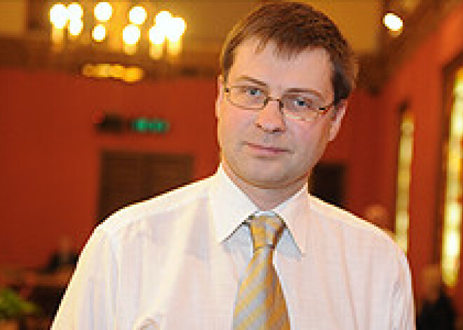 Valda Dombrovska apsveikums Līgo svētkos