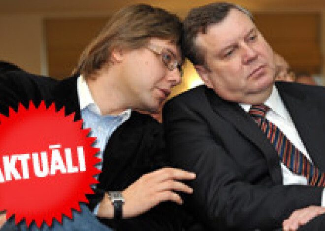 Kā domnieki spīdzināja Ušakovu