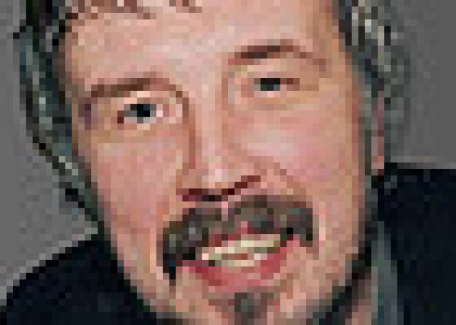 Skandalozais dziesminieks un divu dēlu tēvs atzīstas ārlaulības sakaros...