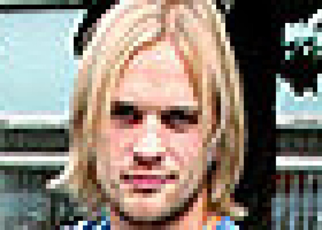 Vai aktiera Dzelzīša draudzene aizgājusi pie miljonāra?