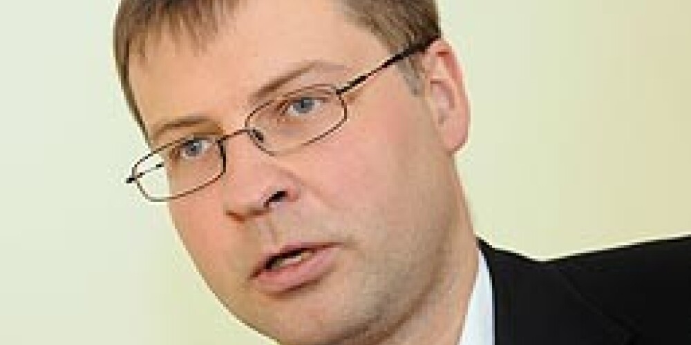 Dombrovskis: Nekustamā īpašuma nodoklis būs līdz 0,4% no kadastrālās vērtības