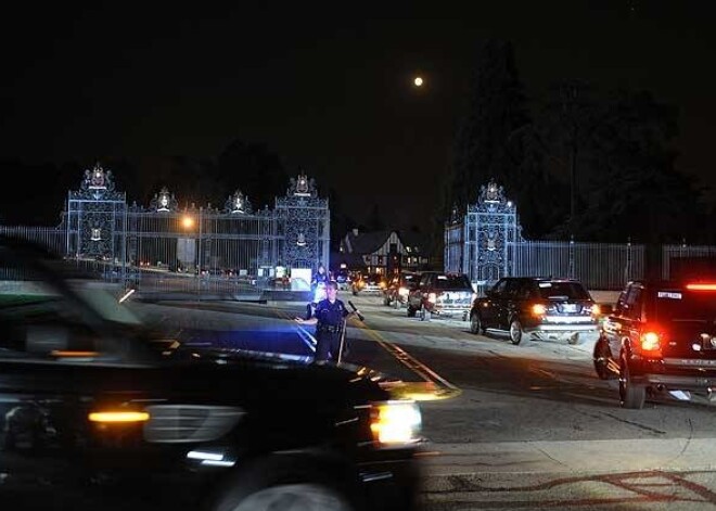 Bēru vakars. Losandželosas kapsēta "Forest Lawn Memorial Park".