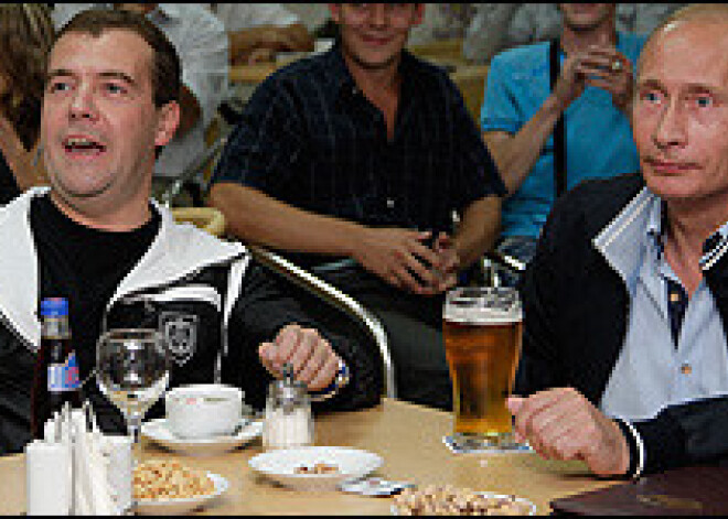 Medvedevs kritizē krievu apātiju un alkoholismu