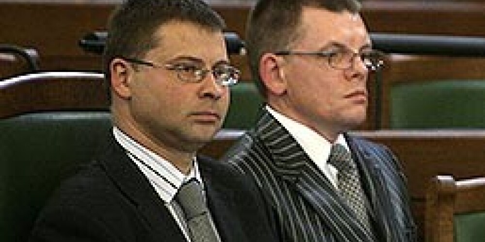 Dombrovskis: valsts bankrots ir novērsts