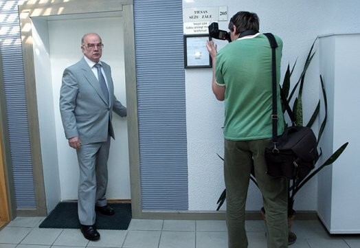 Ilmārs Ančāns, Jūrmalas domnieks un partijas Mūsu zeme līderis, „uzmeta” veselu grupējumu ar politiskajiem kukuļotājiem.