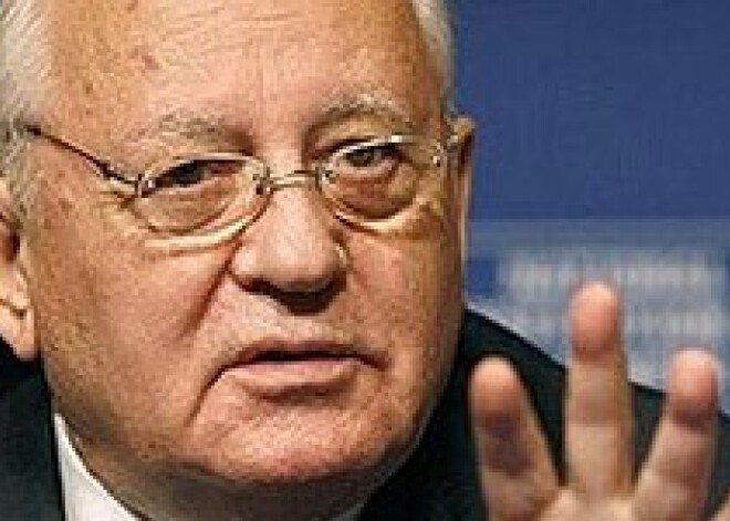 Gorbačovs: Vēlēšanas Krievijā ir ņirgāšanās par cilvēkiem