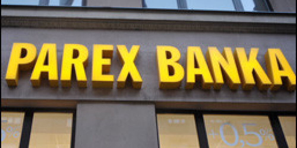 Astoņi "Parex bankas" darbinieki kompensācijās saņēmuši 1,2 miljonus latu