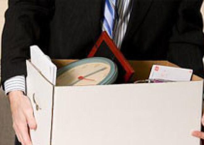 Cilvēki arvien biežāk noformē slimības lapas, lai izvairītos no atlaišanas