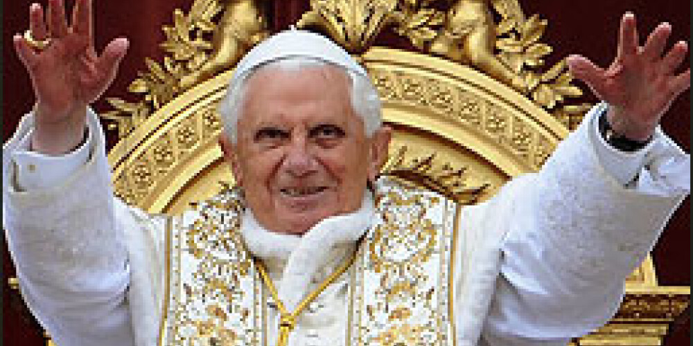 Zatlers ielūdz pāvestu Benediktu XVI ciemos uz Latviju