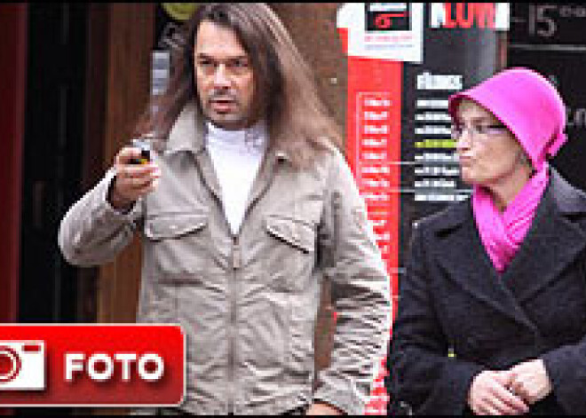 Leons Zviedris pitona vietā izvēlas politiķi Circeni