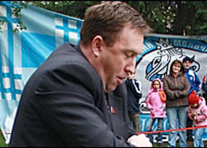 Sibīrijas deputātam rēgojas Latvijas spiegi