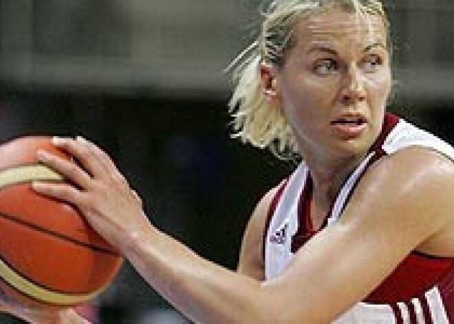 Anete Jēkabsone-Žogota Eiropas otra labākā basketboliste 2009. gadā