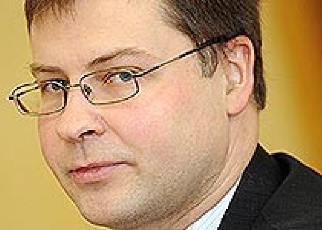 Dombrovskis devies uz Vankūveru, viņa vietā paliek Repše