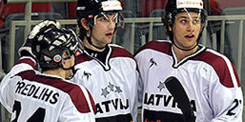 Pēc Vankūveras Latvijas hokeja izlase saglabā desmito vietu pasaules rangā