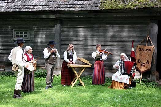 Latgales folkloras kopa “Dziga”