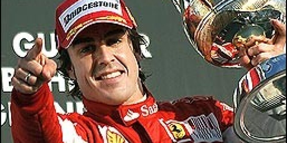 F-1 sezona sākas ar „Ferrari” dubultuzvaru. Šūmahers atgriežas ar sesto vietu