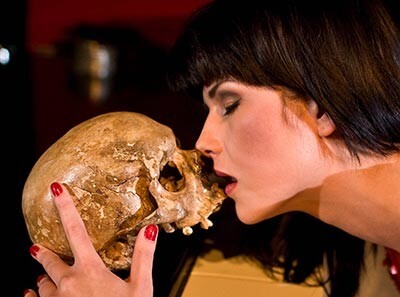 Viena no krāšņākajiem Belickas lomām bija Džilindžera izrādē „Nekrofils”.