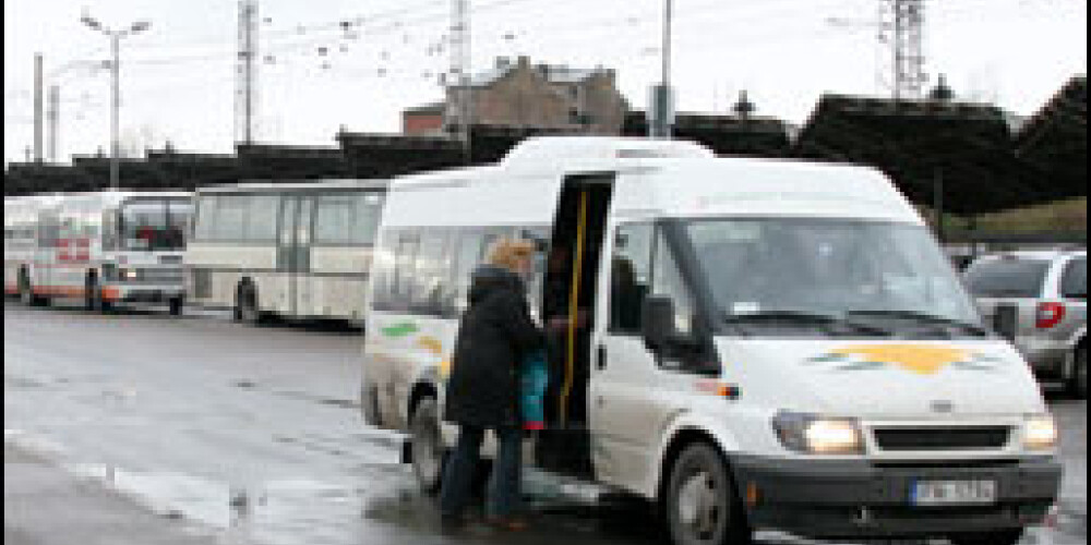 No Rīgas uz Jelgavu un Bausku samazināts autobusu reisu skaits