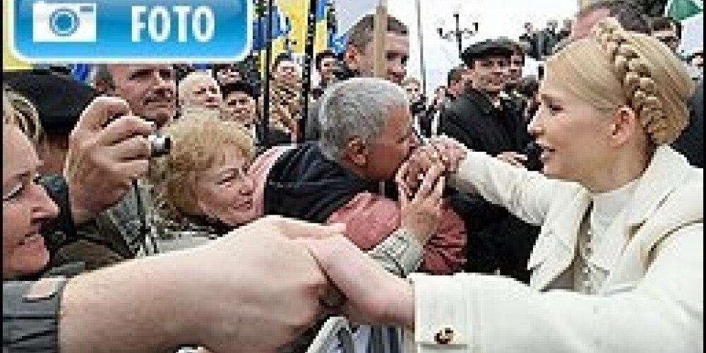 Tūkstošiem cilvēku Kijevā protestē pret Krievijas karaflotes palikšanu Ukrainā