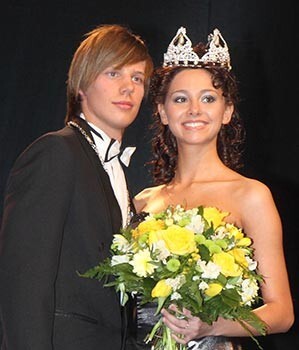 „Mis un Misters Latvija 2009” uzvarētāji -Jānis Verners (21) un Ludmila Voroncova (19).