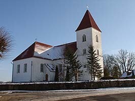 Kurzemes katoļu „citadele” – Alsungas suitu galvenais dievnams, svētā Miķeļa baznīca.