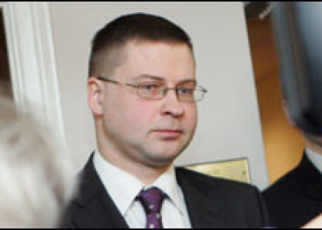 Dombrovskis Minhenē: Latvijas ekonomika atlabst ļoti labi