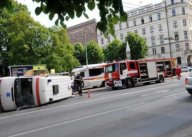 Smaga avārija K. Valdemāra ielā, pieci cietušie