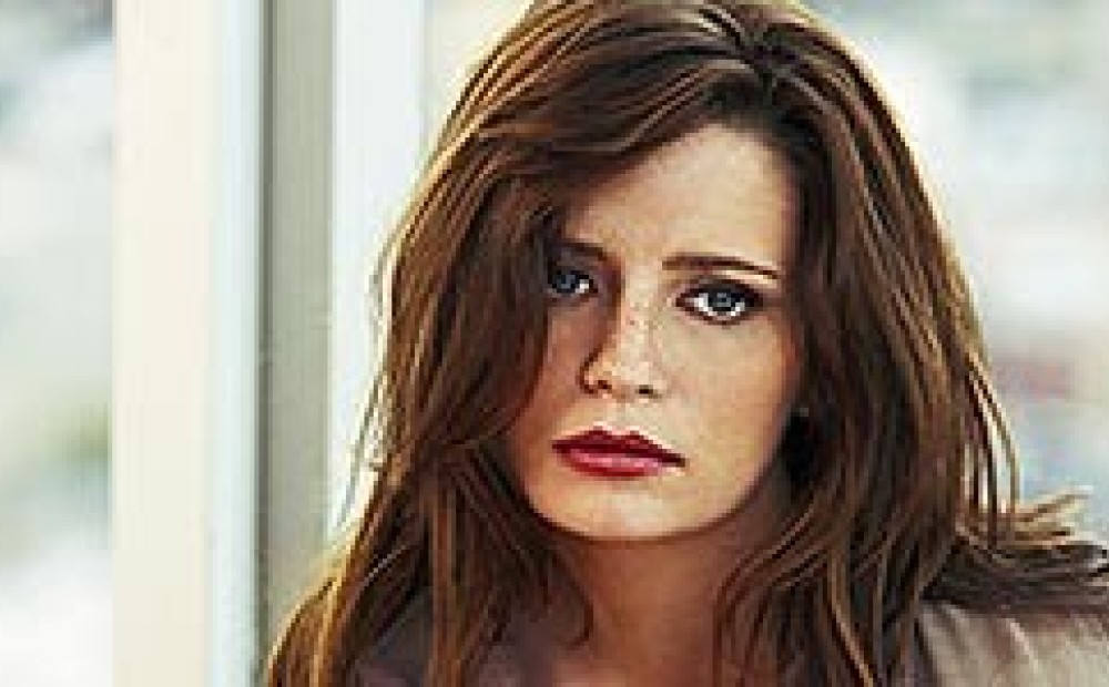 Ах, бедняжка, она не замужем…