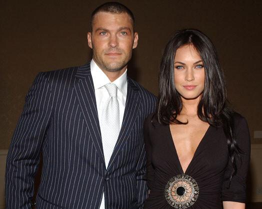 Pagājušajā nedēļā filmas "Transformers" ("Transformeri") zvaigzne Megana Foksa Havaju salās apprecējusies ar Braienu Ostinu Grīnu