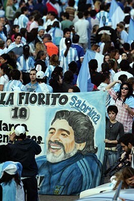 Neskatoties uz izstāšanos ceturtdaļfinālā, Argentīnas futbola izlasi dzimtenē sagaidīja kā varoņus, jo viņu demonstrētais sniegums Pasaules kausā līdz tam bija ļoti iespaidīgs.