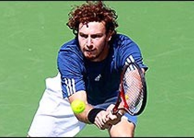 Gulbis līdzīgā cīņā piekāpjas ceturtajai raketei Marejam