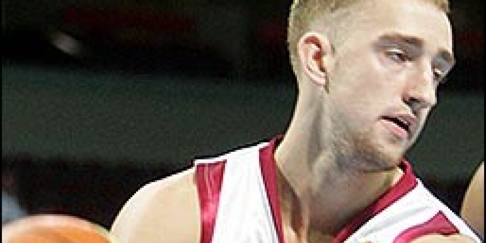 Latvijas izlases basketbolisti Rīgā piedzīvo sagrāvi pret Izraēlu
