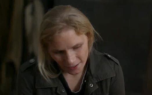 Andra Gaujas skaudrā filma „Ģimenes lietas” ir stāsts par māsu un brāli, kas audzina kopīgus bērnus.