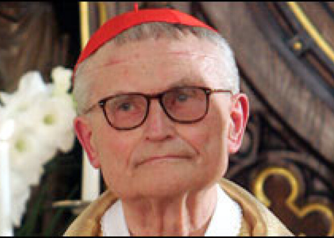 Pujats partijām sola grēku atlaišanu, ja tās panāks Bībeles mācību skolās