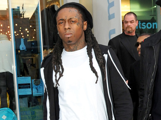 Reperis "Lil Wayne" vēl uz brīvām kājām