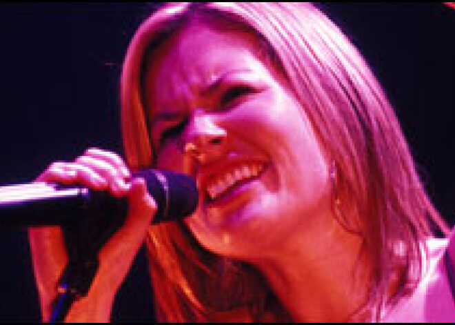 Kosmonauts iesūdz tiesā dziedātāju Daido