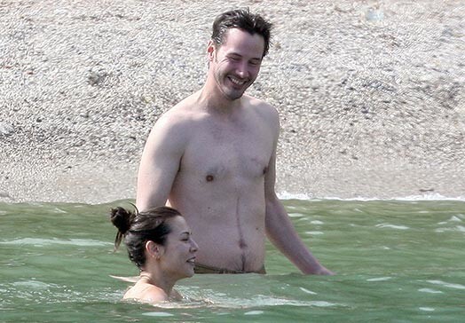 После аварии с разрывом внутренних органов на животе знаменитого актера остался огромный шрам