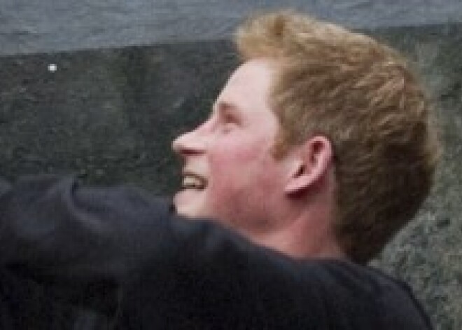 Принц Гарри ― Мистер розовые трусы