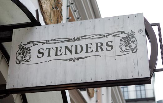 „Stenders” sāk iekarot Tuvo austrumu tirgu.