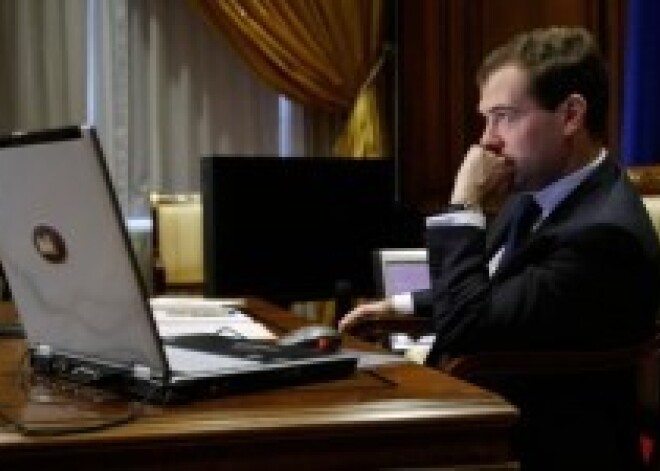 Всероссийский онлайн-прием Медведева вызвал ажиотаж